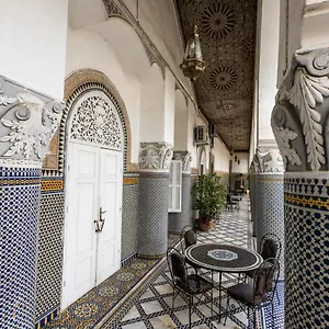 2 Bedroom Charming Appartement